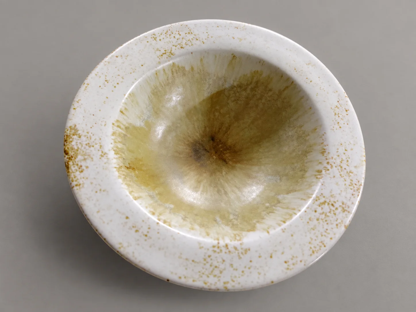 Veladura Oliva, cuenco blanco con veladura para restaurantes, vista superior